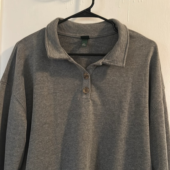 Wild Fable Heather Gray Collared Pullover - Picture 2 of 6